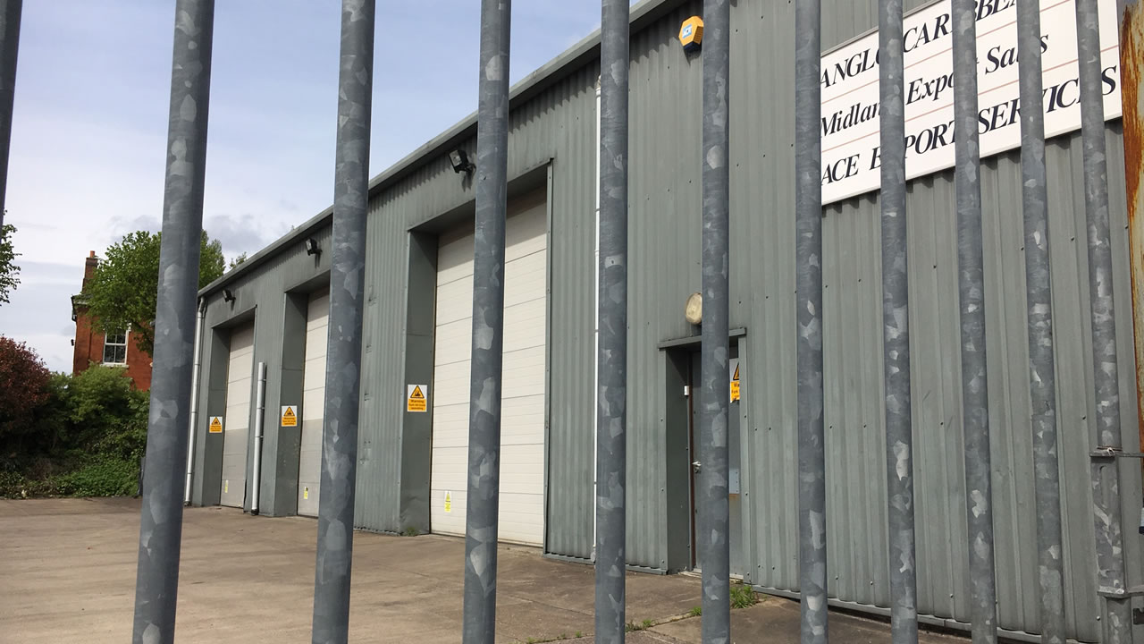 Industrial Unit, Chaters Close, Tipton. DY4 8JQ, Tipton Industrial Property, Tipton West Midlands